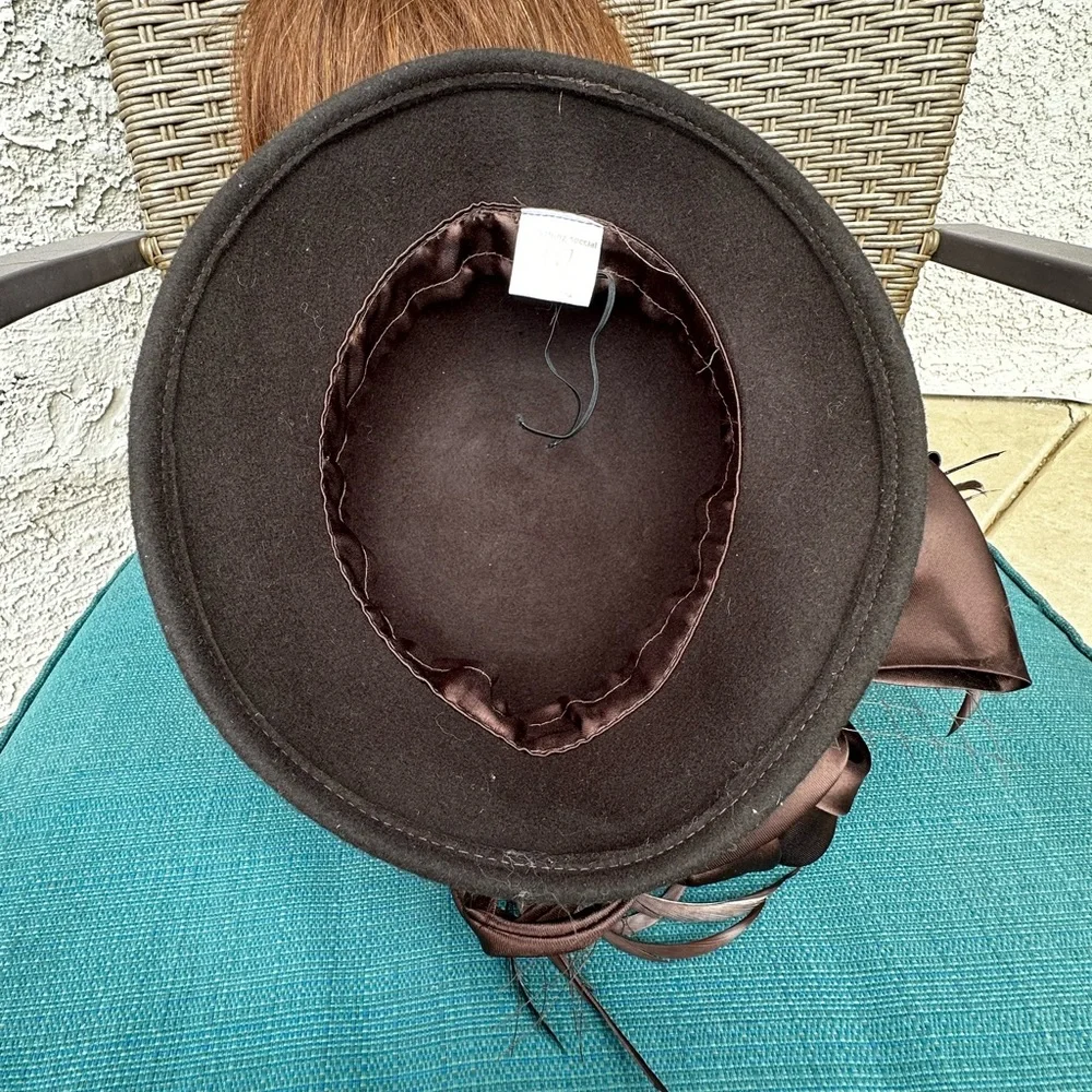 100% WOOL FELT Cloche Hat with Brown Satin Rose and Feather Detail Pretty Easter - Picture 13 of 13